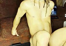 ivory white pounds her hole solo.