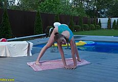 Extreme Flexible Nicole Murkovski Gets Outdoor Fucked