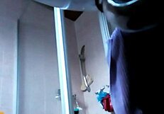 a sexy amonwan spied on hidden cam