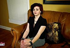 I dildo fuck my pussy while rubbing my tits