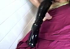 brittney skye explores total hole scene