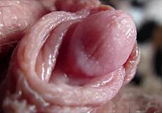 Detailed Closeup Of Big Clit Reaching Intense Orgasm