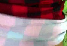 Young girl enters terrain to fuck in bush