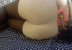 Teen shows off her ass with farts