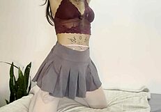 sloppy deepthroat brings tears inside