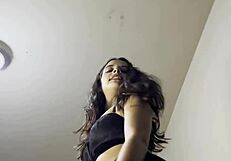 Homem Turns into Girlfriend's Ashtray Thinking She's Submissive