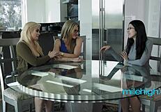 The wife cheats with her lesbian lover, fingering and licking pussy until orgasm