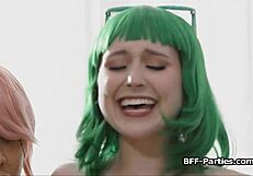 Sexy rangers having orgasm while sharing dick