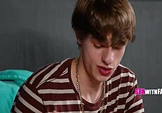 Woah, stepmom riley jacobs fucks chris lockwood in taboo frenzy!