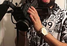 Primeira Cena Da Novinha Gaúcha - Senhorita Ruiva Em Oral Total Com O Diretor Gozador 19 - Cenas Dos Bastidores - Gravado No Private Club Poa