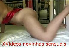 Big tits woman twerking seductively