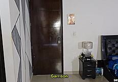 Dogadałem się z pasierbem rucha moją żonę i ucisza trans laskę