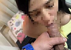 Secret amateur couple keeps it hidden.