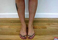 Brunette Kali Ryder Sucks A Hard Cock And Gets Jizzed