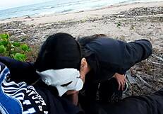 O Verão Está Chegando E Estamos Ansiosos Para Foder Na Praia Anal Esperma Dentro