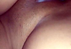 dei sem camisinha pro amigo do meu marido ele gozou dentro