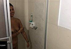 mi hermanastra viene cachonda a mi casa para que le d� bien duro