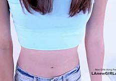 Brand new amateur girl tries modeling in an audition