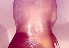 thick black girl fucked in the shower