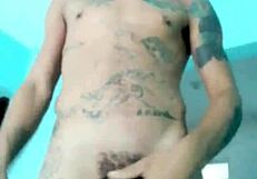 Magrinho shows his good toy in living room