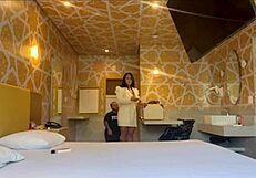 Hoje peguei o pequenino pitoco que delicia com grandes tetas e bunda