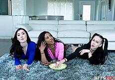 영화 밤에 운 좋은 거대한 자지