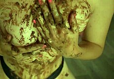 Cake crush with perfect ass and small tits girl