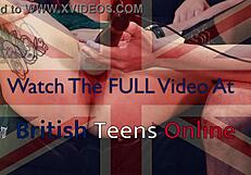 Esta pelirroja de Essex provocada y edging con varita hasta que chorrea