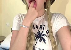 Cute Country Girl Squirts Very Deliciously Real Masturbation - Lil Rose