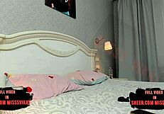 misssvikk explores solo webcam pleasures at home for the first time