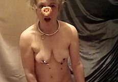 Female Slave In Auto Session Eats Pig Mash In Groin