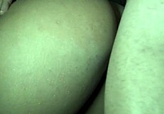 i ate with the little brunette girlfriend of marlon