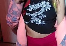 bonneyuwu indulges in lollipop fetish during solo softcore scene