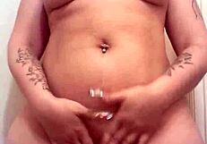 Queenjuiccy big booty white girl