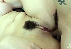 Minha esposa e meia-irmã adoram cuzinhos fodidos, eu ganhei na loteria com elas.