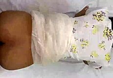 Ragazza vergine chiede di farsi scopare la fica dopo aver visto il cazzo spesso del professore