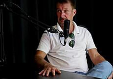 farmer enters porn invited by daughter andressa urach