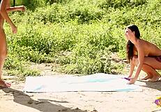 Super Hot Outdoor Sex With Amazing Brunette Lesbian Couple That Finger Each Other