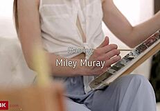 Худышка в тройнике с шофером и слугой