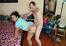 Buena Culeada a Venezolana Culona Hasta Dejarle la Cuca Llena de Leche - Homemade Rough Riding.