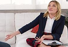 dont you love your little 18+ stepsister zelda morrison?