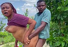 Crazy outdoor fuck with girlfriend in Lagos lagoon