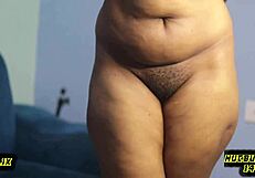 Sexual Hot Shay Removes Pants, Twerks, And Shows Shaved Pussy