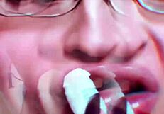 Nude Chick With Glasses Goddess Lipstick Slave Fetish