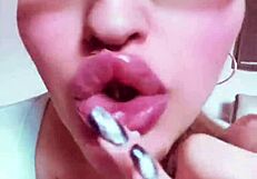 Nude Chick With Glasses Goddess Lipstick Slave Fetish