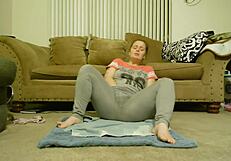 Anastasia squirts while fingering in leggings for daddy.