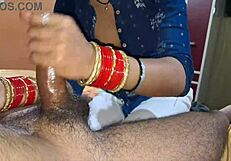 Desi Village Bhabhi Gives Massage and Cum in Mouth
