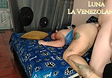 Morena Nalgona Se Chupa Y Culea Una Verga Moviendo Su Gran Culo Hasta Que Le Dejan La Cuca Llena De Leche