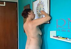 An Indian Nudist Creates Mandala Art In A Relaxing Naked Workshop With Music