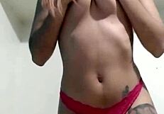 The Skinny Girl with Long Legs